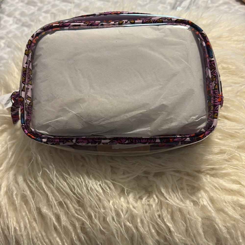 NWT! Vera Bradley belt bag! - Picture 5 of 5